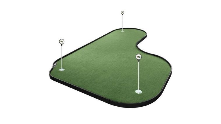 8' x 12' Tour Links Indoor/Outdoor Mini Golf Putting Green 3 Pin Game | Rental