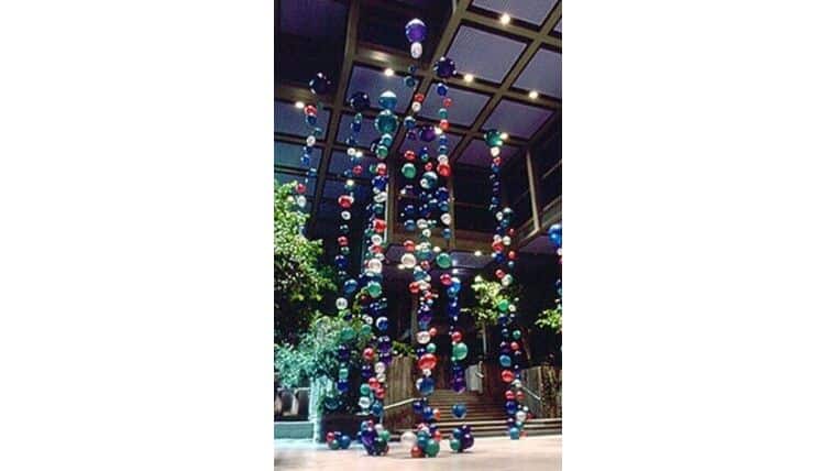 18′ Balloon Bubble Line | Rental
