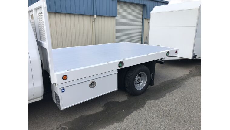 12′ Flatbed Stake Side Diesel Truck | Rental 12′ Flatbed Stake Side Diesel Truck | Rental