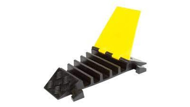 5 Channel Cable Ramp Right Turn | Rental 5 Channel Cable Ramp Right Turn | Rental