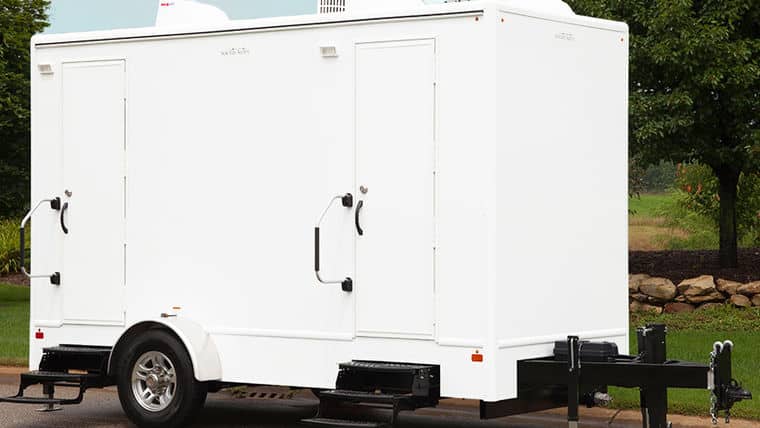 Executive – 4 Stall White Restroom Trailer w/AC | Rental