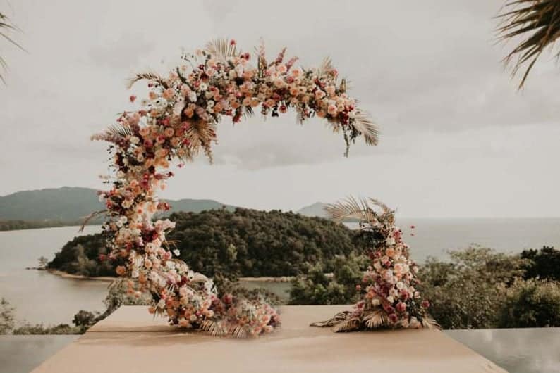 2 Piece Round Metal Arch | Rental