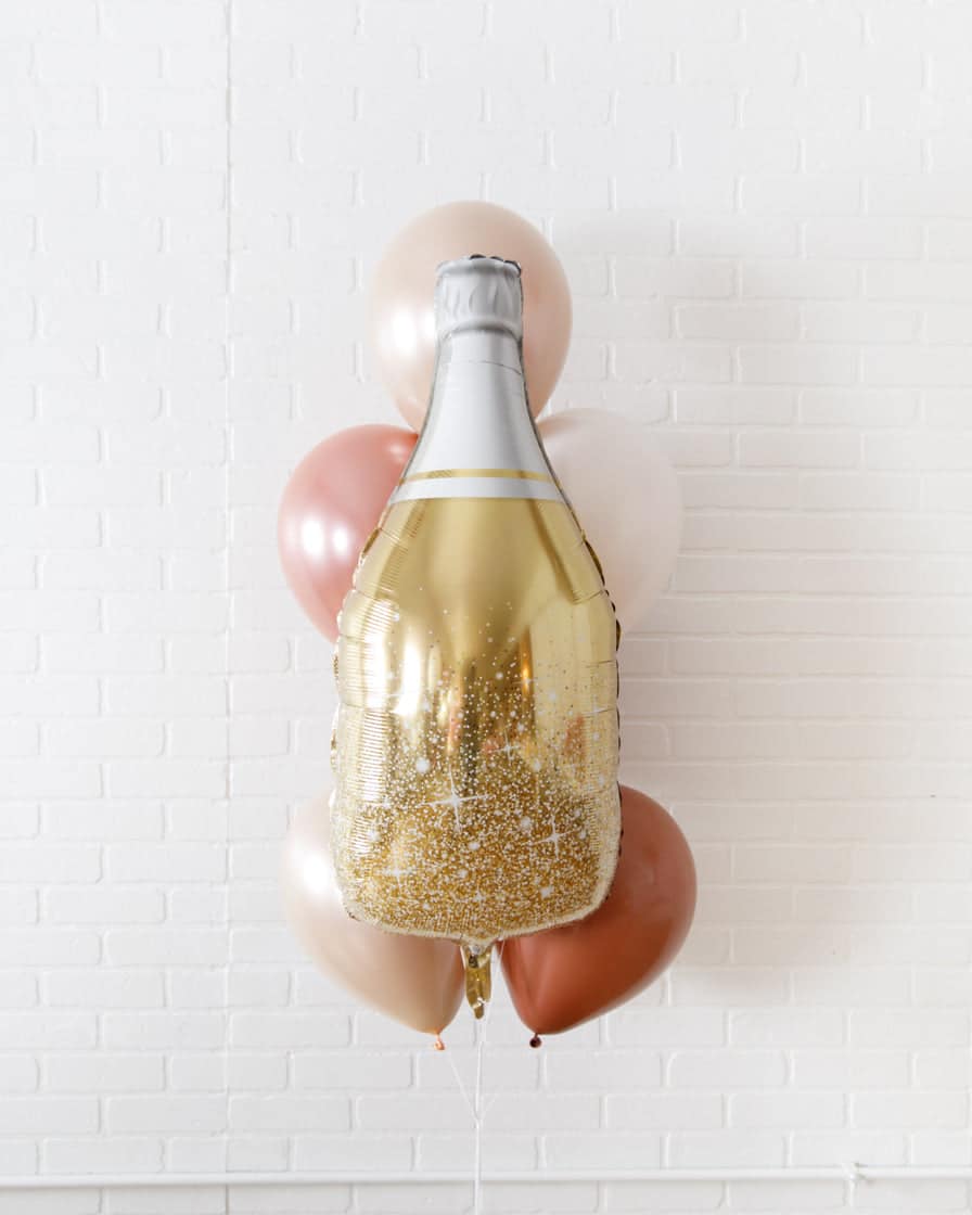 Canyoon Moon – Balloons with Gold Champagne Foil – bouquet of 6 | Rental Canyoon Moon – Balloons with Gold Champagne Foil – bouquet of 6 | Rental