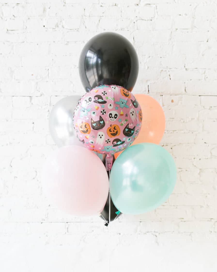 Halloween Theme – Foil and 11in Balloons – bouquet of 7 | Rental Halloween Theme – Foil and 11in Balloons – bouquet of 7 | Rental
