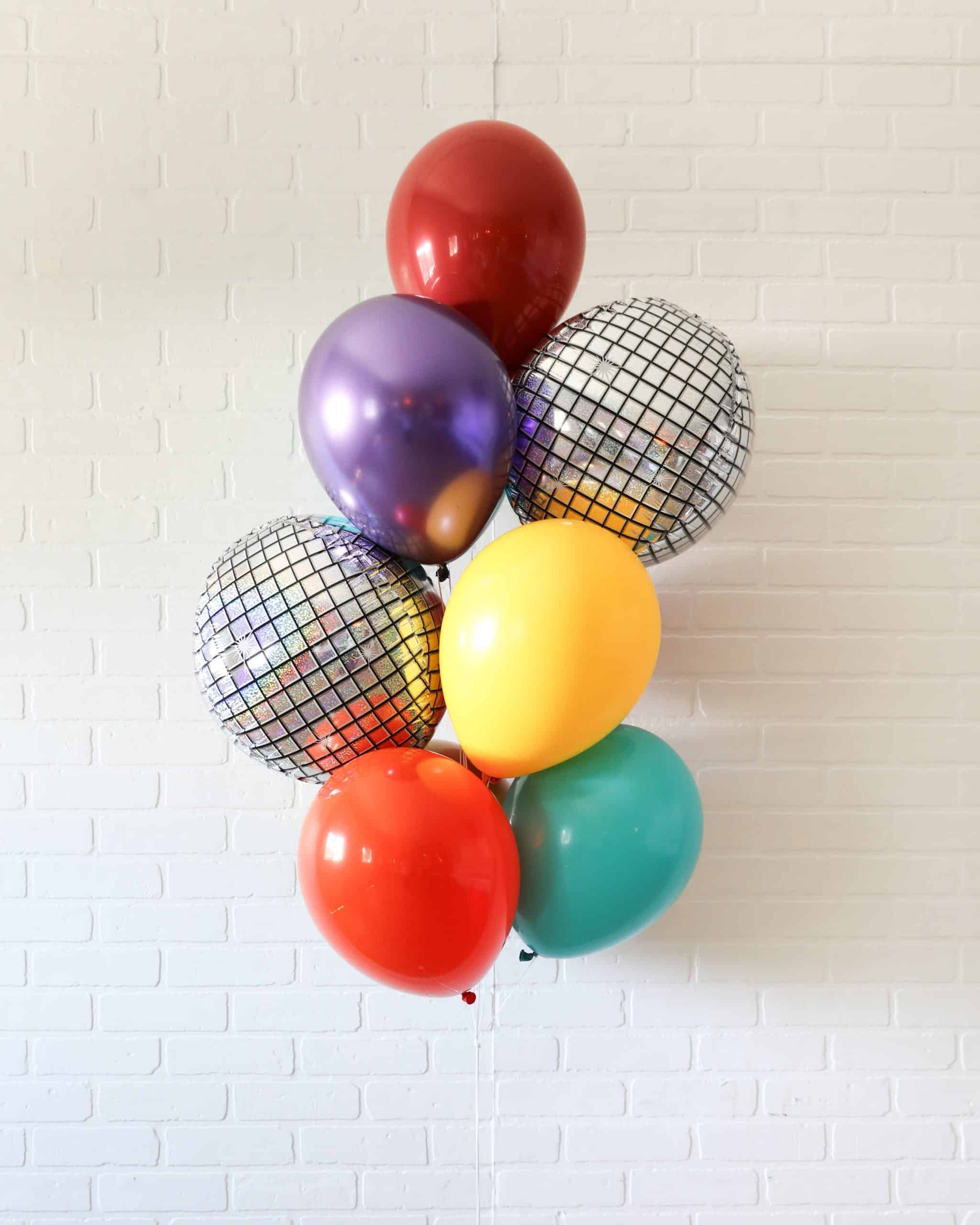 Lollapalooza Theme – Orb & 11in Bouquet – bouquet of 10 | Rental Lollapalooza Theme – Orb & 11in Bouquet – bouquet of 10 | Rental