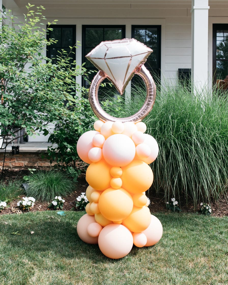 OUTDOOR – Bridal – Balloon Column with Diamond Ring Foil – 4ft | Rental